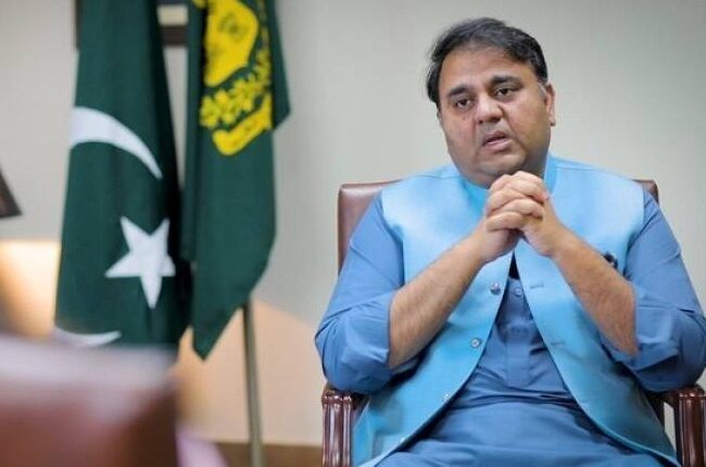 توہین الیکشن کمیشن کیس،فواد چوہدری کی ذاتی حیثیت میں الیکشن کمیشن سے معذرت