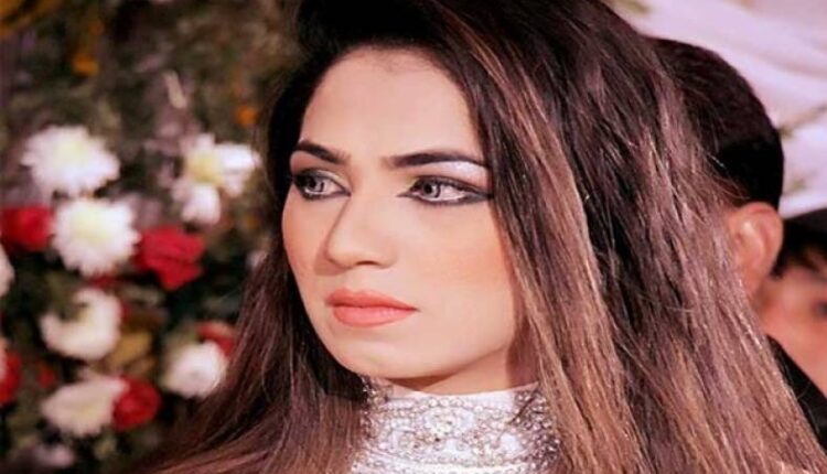 دولت آنے کے بعد مستحق رشتہ داروں کو نہیں بھلایا ، مہک ملک