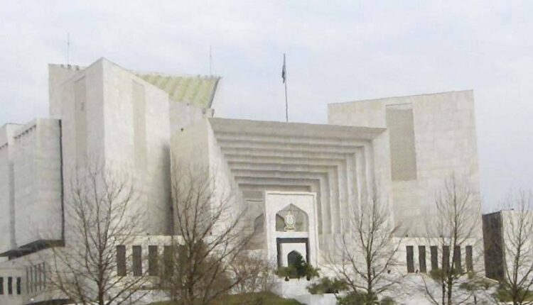 سپریم کورٹ نے ورکرز ویلفیئر فنڈ ترامیم کیخلاف درخواستوں پر جلد سماعت کی استدعا منظور