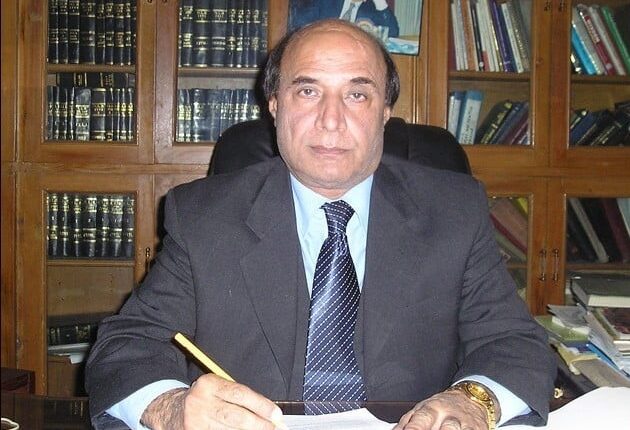 پیپلزپارٹی نے سردار لطیف کھوسہ کی رکنیت معطل کردی