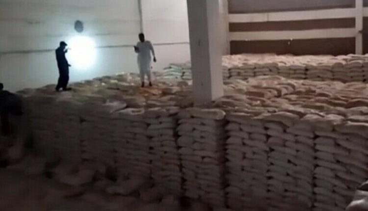 حساس اداروں کے ذخیرہ اندوزوں کیخلاف بڑے پیمانے پر کارروائیاں
