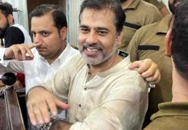 صحافی عمران ریاض خان بازیاب ہو کر اپنے گھر پہنچ گئے