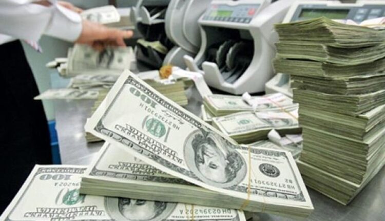 ڈالر مزید 1.05 روپے سستا ، 287.70 کا ہو گیا