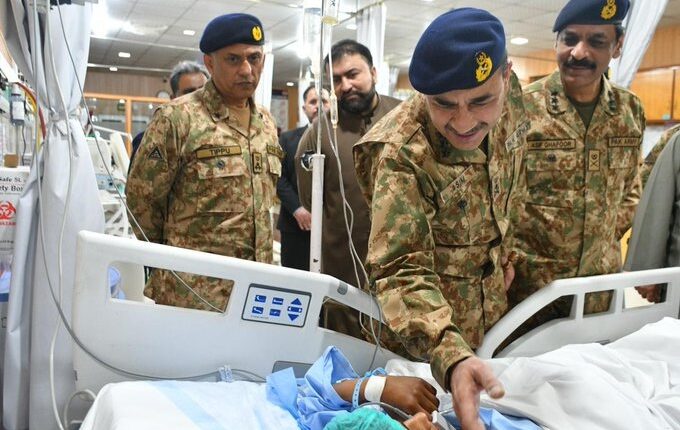 پاکستانی عوام نے دہشت گردوں کے نظریے اور ان کے پشت پناہوں کے پروپیگنڈے کو مسترد کر دیا ہے،آرمی چیف