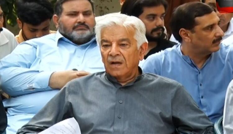 نواز شریف چوتھی بار وزیراعظم بن کر ملک کے مسائل حل کریں گے ،خواجہ آصف