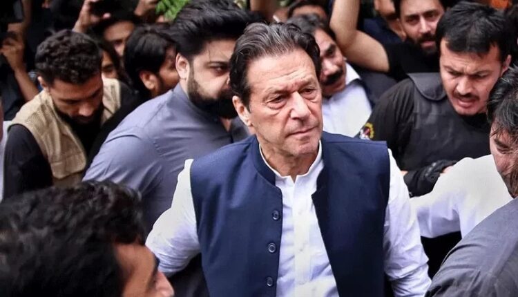 عدالت کا چیئرمین پی ٹی آئی کو 6 مقدمات میں شامل تفتیش کرنے کا حکم