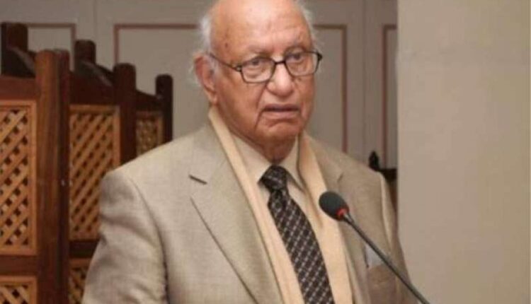 معروف قانون دان ایس ایم ظفر 93 سال کی عمر میں انتقال کرگئے