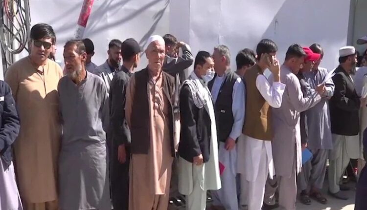 پاکستان چھوڑنے کی مہلت ختم ،آج سے غیر قانونی رہائش پذیرغیرملکیوں کے خلاف آپریشن شروع