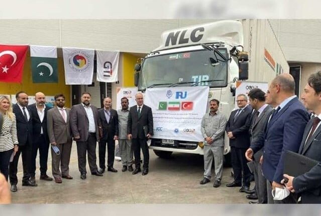 پاکستان، چین، کرغستان، قازقستان کے مابین ’ٹی آئی آر‘ ٹرک سروس شروع