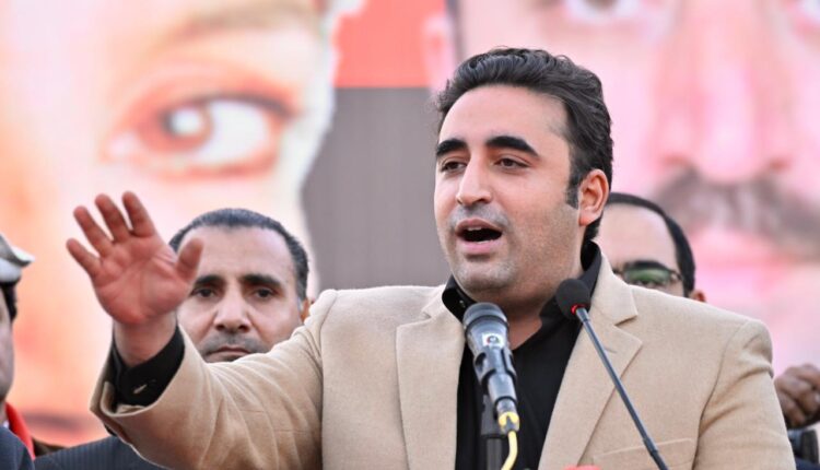 الیکشن کمیشن اور چیف جسٹس آف پاکستان ملک میں غیر جانبدار صاف و شفاف انتخابات کے انعقاد کو یقینی بنائیں۔دو تہائی اکثریت والے کہتے ہیں کہ ہماری بات ہوگئی ہے،بلاول بھٹو زرداری