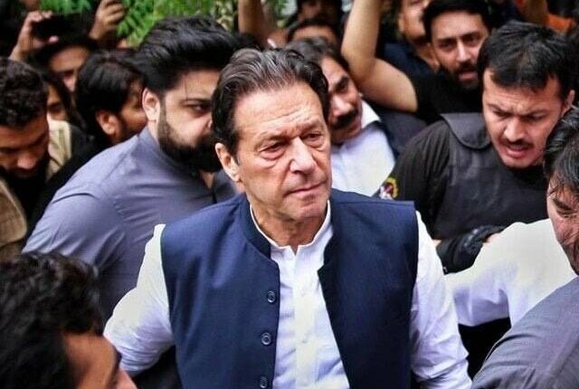 لاہور ہائیکورٹ: عمران خان کی نااہلی کیخلاف درخواست لارجر بینچ کے سپرد