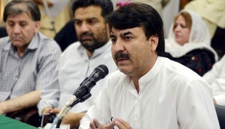 شوکت یوسفزئی اشتہاری قرار،گرفتاری کیلئے چھاپے جاری