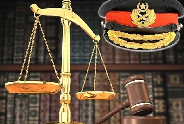 سپریم کورٹ نے سویلینز کے فوجی عدالتوں میں ٹرائل کالعدم قرار دینے کا فیصلہ مشروط معطل کردیا