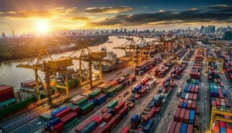 پاکستان کا برآمدات100ارب ڈالرزتک بڑھانے کاپلان بنا لیا