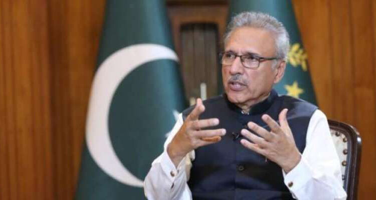 ڈنڈے سے معاملہ ٹھیک نہیں ہوگا، قرآن میں ہے کہ دشمنی میں بھی انصاف کا دامن نہ چھوڑیں، صدرِ مملکت