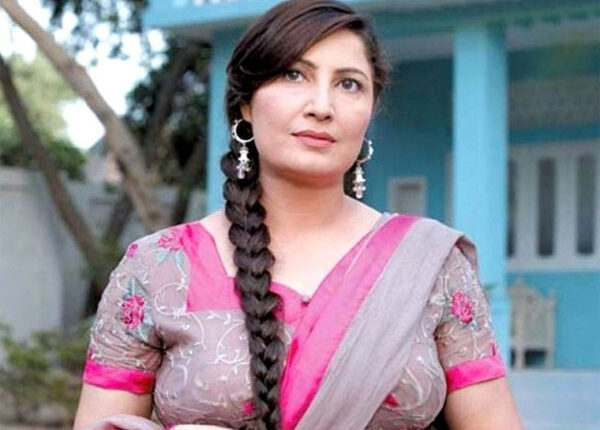 فلم انڈسٹری کی بہتری کیلئے مشترکہ جدوجہد کرنی ہوگی،صائمہ نور