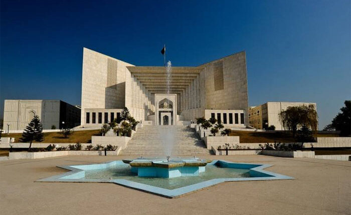 سپریم کورٹ : آزادامیدوار کسی بھی جماعت میں شمولیت سے روکنے سے متعلق درخواست کی سماعت رواں ہفتے مقررکیے جانے کاامکان