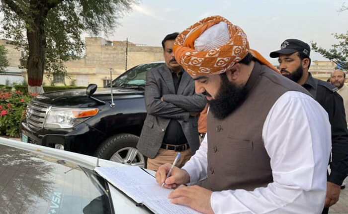 فضل الرحمان کے بیٹے کے حلقے میں 6 پولنگ اسٹیشنز پر دوبارہ پولنگ19فروری کو ہوگی