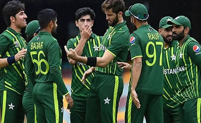 پی سی بی کا قومی کرکٹرز کے این او سی میں توسیع نہ دینے کا فیصلہ، کھلاڑیوں میں غم و غصہ