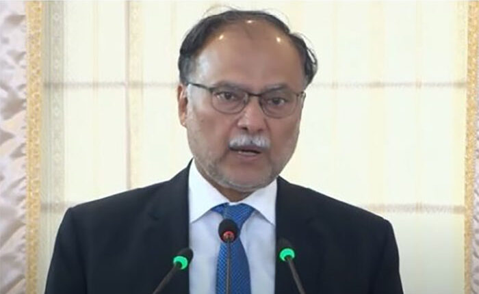 معاشی و ترقیاتی ترجیحات کا درست تعین منصوبہ بندی کمیشن کی اہم ترین ذمہ داری ہے،احسن اقبال