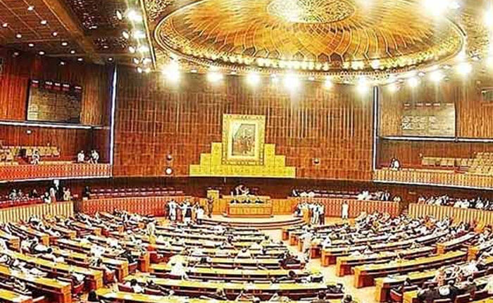 اپوزیشن کے شور شرابے ، ہنگامہ آرائی ، احتجاج کے باوجود قومی اسمبلی نے 7 آرڈیننس کی مدت میں 120 دن کی توسیع کی قرارداد منظور