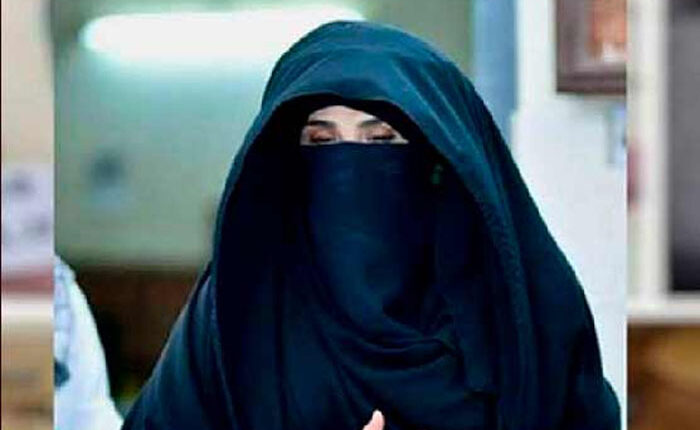 بشریٰ بی بی کی بنی گالہ سے اڈیالہ جیل منتقلی کی عدم پیروی پر خارج درخواست بحال
