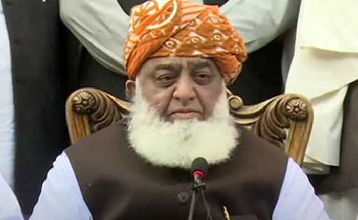 اسمبلیاں بیچی ، خریدی گئی، ہارنے والے بھی پریشان، جیتنے والے بھی مطمئن نہیں،مولانا فضل الرحمان