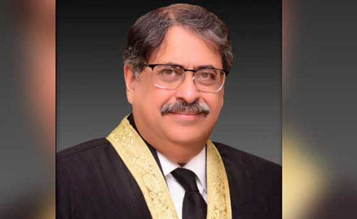 غیر منتخب افراد کو نیب قانون سے باہر رکھنا امتیازی سلوک ہے:جسٹس اطہر من اللہ