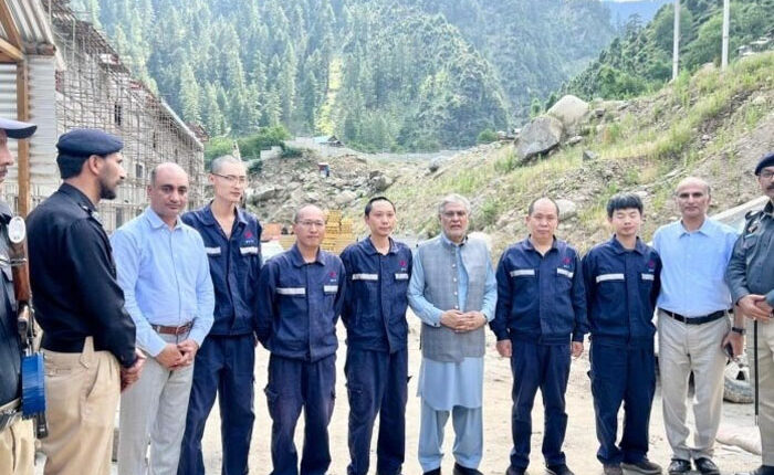 نائب وزیراعظم اسحاق ڈار کا جاگراں 2 ہائیڈرو پاور پروجیکٹ کا دورہ