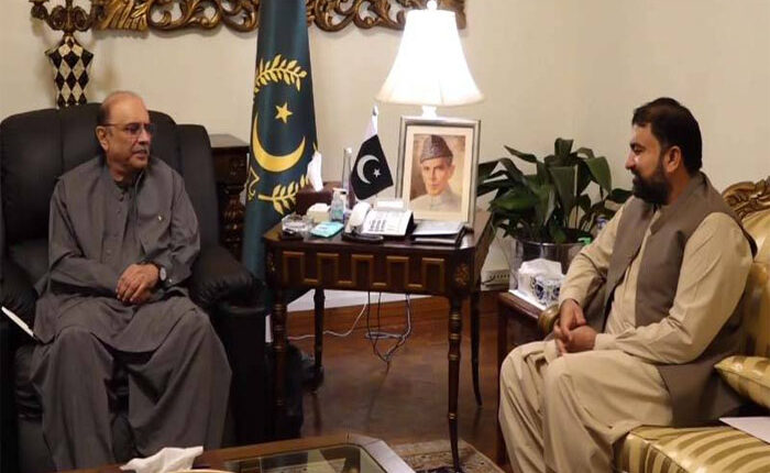 صدر مملکت آصف علی زرداری سے وزیرِ اعلٰی بلوچستان میر سرفراز احمد بگٹی کی ایوانِ صدر میں ملاقات