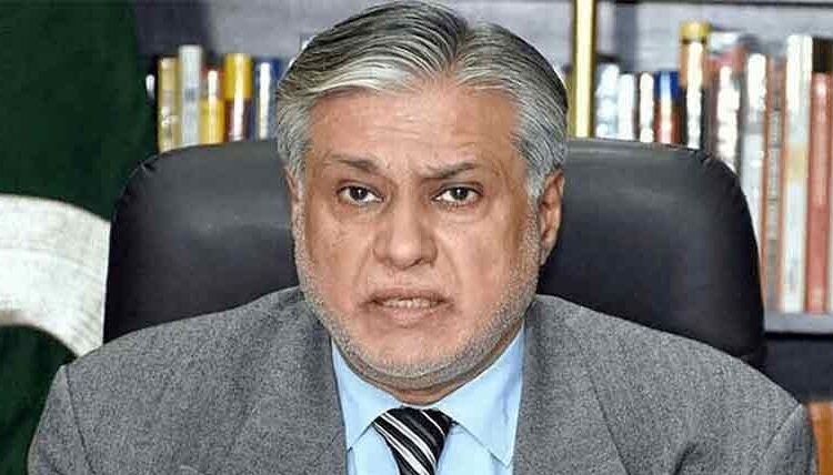 اسحاق ڈار نے فیض حمید کی گرفتاری کو معجز قرار دیدیا