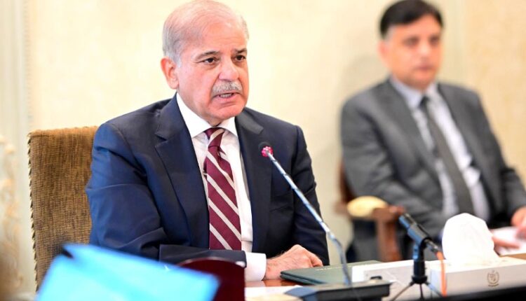 قیمتی پتھروں کی روایتی طریقے سے کان کنی سے قیمتی اثاثہ ضائع کیا جارہا ہے ، وزیراعظم