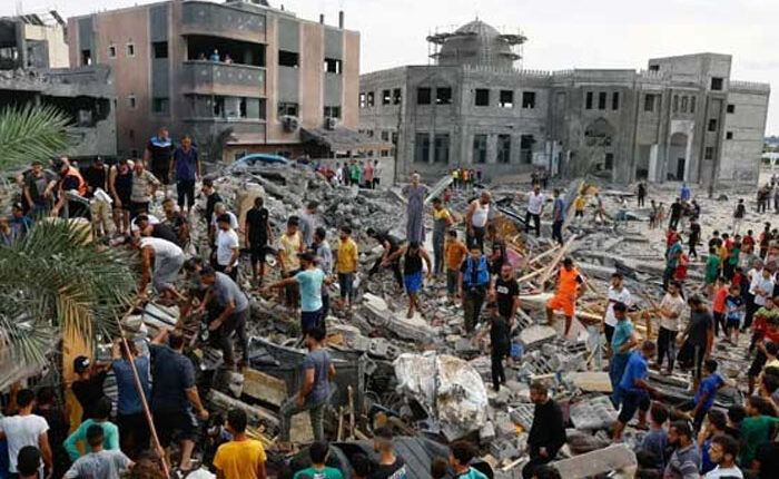 غزہ میں امدادی قافلے پر اسرائیل کی بمباری سے 4 فلسطینی شہید